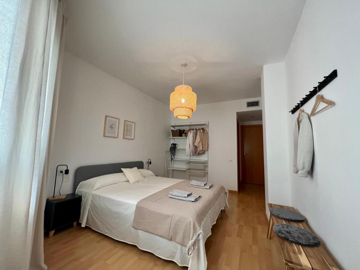 Cozy Apartment Well-Located In Terrassa, Barcelona Exterior photo